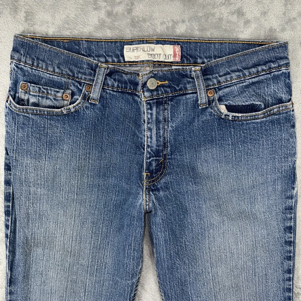 Vtg Levis 518 Super low Bootcut‎ jeans womens 11M blue 32x30 Y2K stretch cowgirl